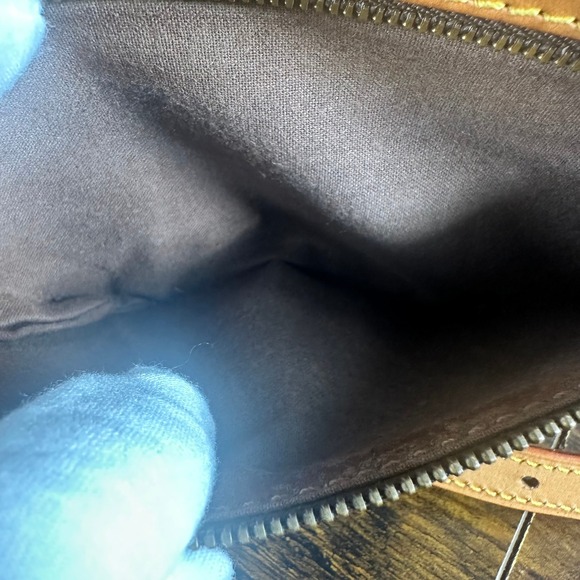 Louis Vuitton Vintage Monogram Saint Germain Shoulder Crossbody Bag Authentic - Picture 6 of 16